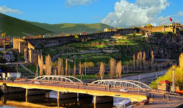 Ardahan’ın il oluşunun heyecanı yaşanıyor