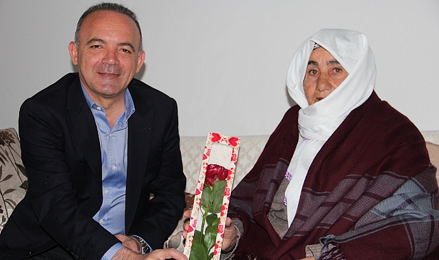 Ardahan Valisi Öner'den şehit annelerine "Anneler Günü" ziyareti