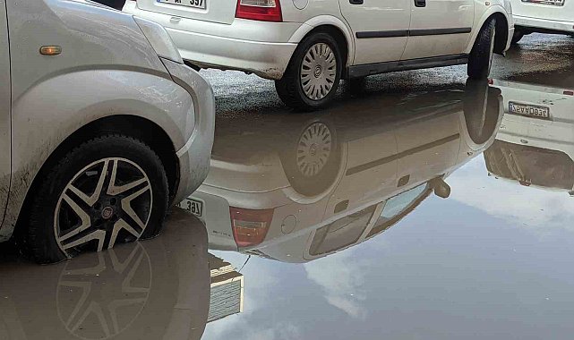 Ardahan'da sağanak ve dolu hayatı olumsuz etkiledi