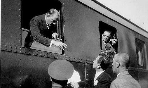 Atatürk'ün, Sarıkamış'a gelişi kutlanmalı