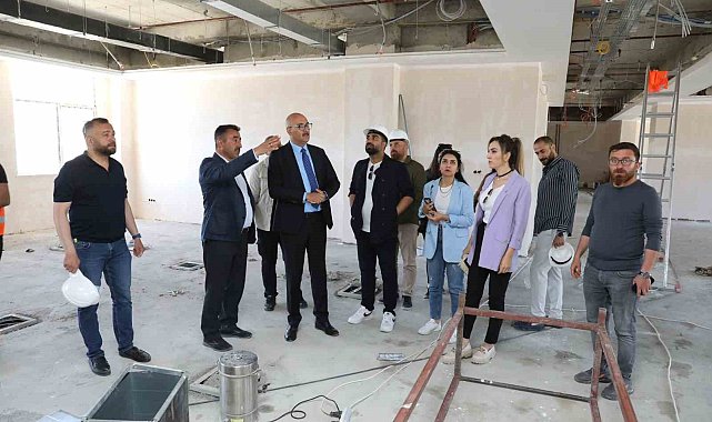 Belediye Başkan Vekili Aydın, halk kütüphanesi inşaatında incelemelerde bulundu