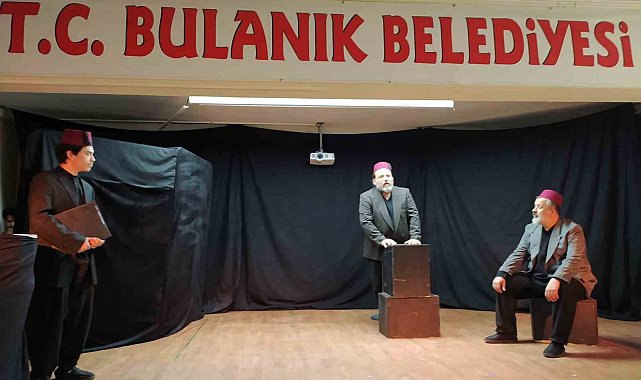 Bulanık'ta "Şahidimiz Anadolu" oyunu sahnelendi