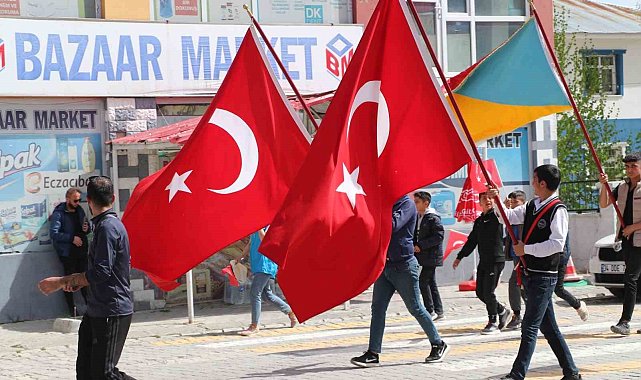 Çaldıran'da 19 Mayıs coşkusu