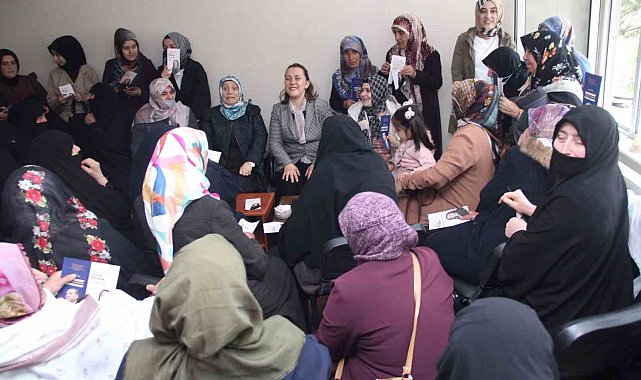 Çelik: Vatandaşın dertleriyle hemhal oluyoruz