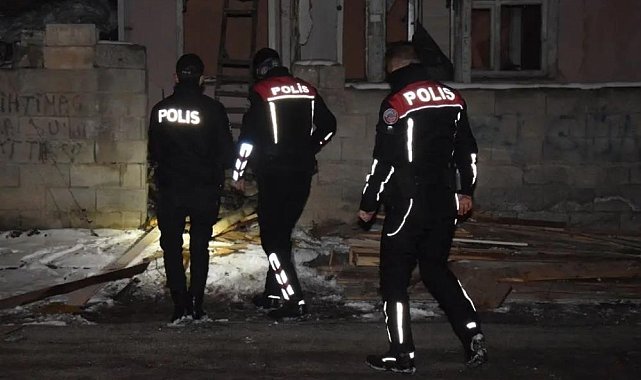 Çeşitli suçlardan 72 yıl hapis cezası bulunan 22 kişi yakalandı