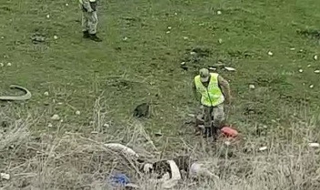 Çıldır'da trafik kazası: 1 ölü, 2 yaralı