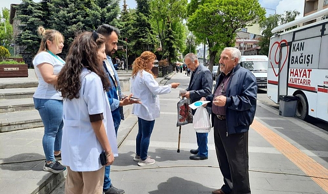 Dr. Üstündağ, "Tütün kullanımı yüzünden yılda 65 bin çocuk ölüyor"