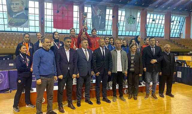 Elazığ Belediyesi kadınlar masa tenisi takımı Süper Lig'de