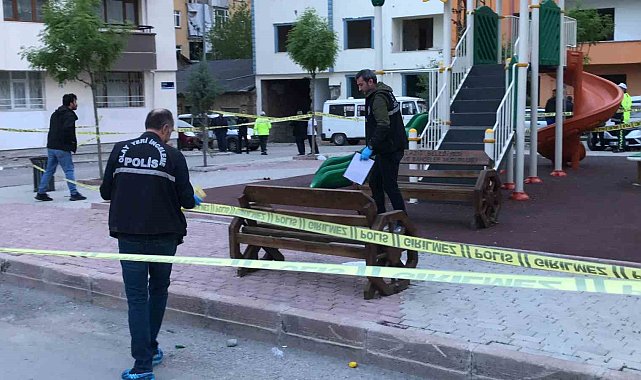 Elazığ'da çocuk oyun parkında pompalı tüfekli saldırı: 3 yaralı