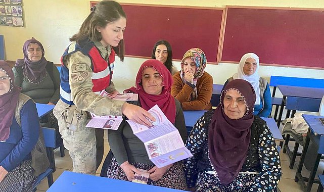 Elazığ'da jandarma ekipleri KADES'i anlattı