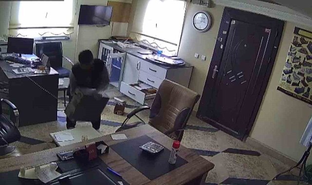 Elazığ'da ofis malzemesi çalan şüpheli kameralara yakalandı