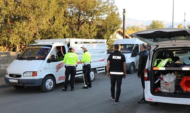 Erzincan'da 29 araç sürücüsüne 65 bin 667 lira ceza yazıldı