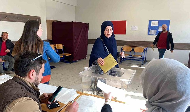 Erzincan'da oy verme işlemi sabah erken saatlerde başladı