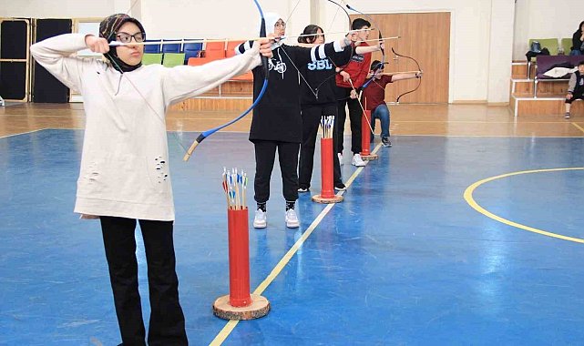 Geleneksel Türk Okçuluğunda kemankeşler yarıştı