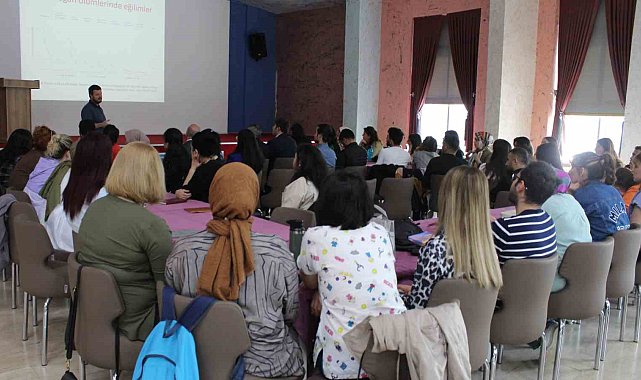 Iğdır'da sağlık personeline "Yenidoğan canlandırma eğitimi "