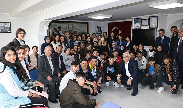 Karaçobanlı öğrencilerin ilk durağı Ankara oldu