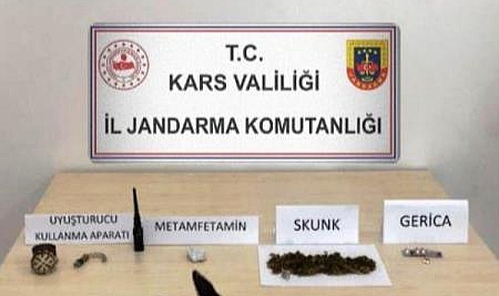 Kars'ta uyuşturucu operasyonunda 4 zanlı tutuklandı