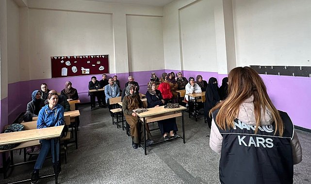 Kars'ta narkotik ekipleri anne ve anne adaylarını bilgilendirdi