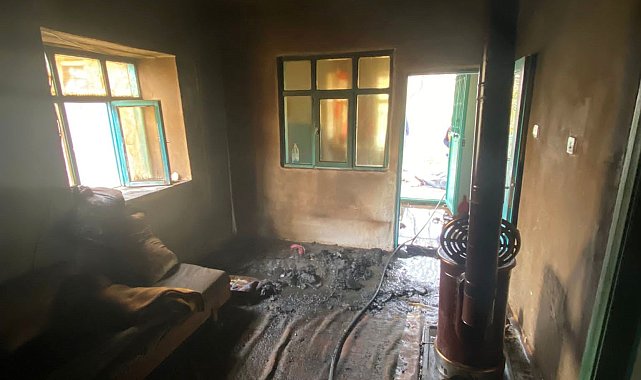 Malatya'da ev yangını: 1 ölü