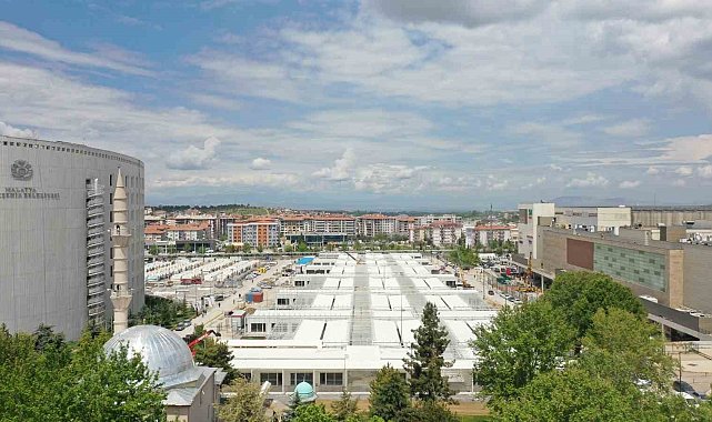 Malatya'da geçici iş yerleri hızla yükseliyor