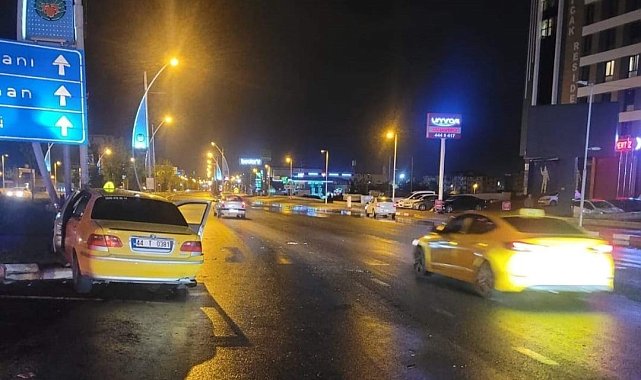 Malatya'da iki araç çarpıştı: 4 yaralı