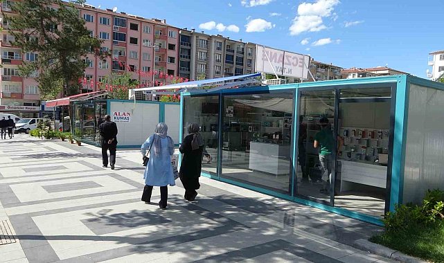 Malatya'da konteyner çarşılar hizmet vermeye başladı