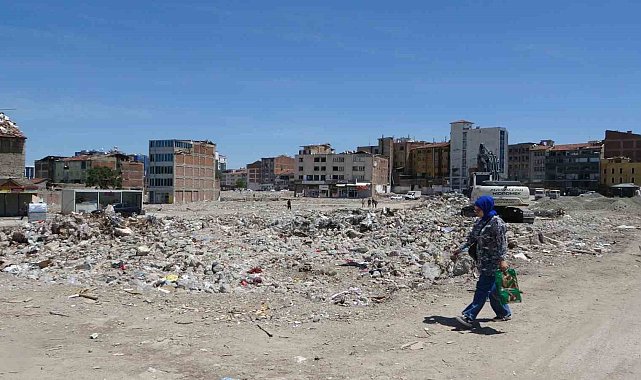 Malatyalı depremzedelerden hakaretlere tepki