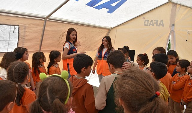 Masallarla afet farkındalık eğitimi