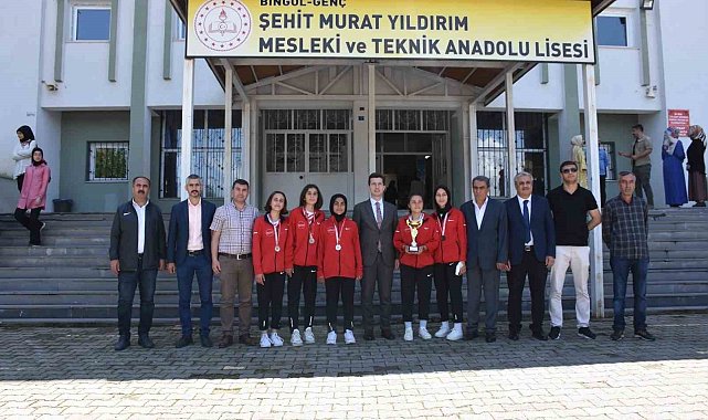 Mesleki ve Teknik Anadolu Lisesinde yıl sonu sergisi