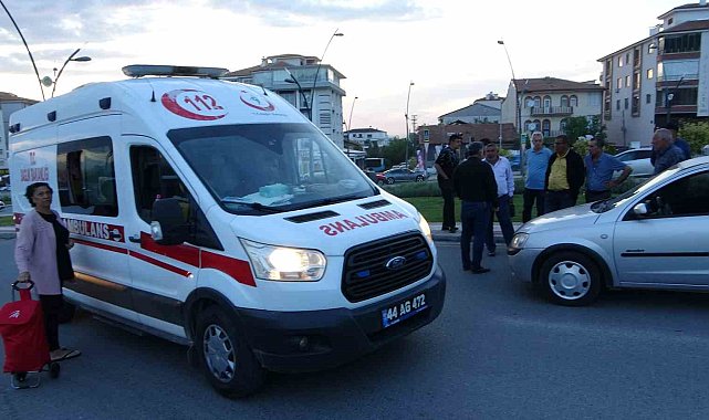 Otomobilin çarptığı yaya yaralandı