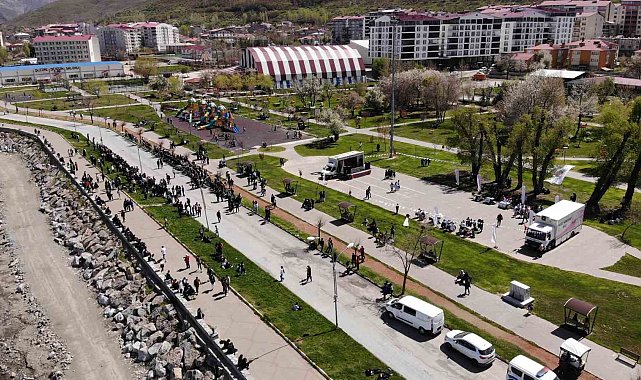 Tatvan'da 'Sağlık İçin Hareket Et Günü' etkinliği