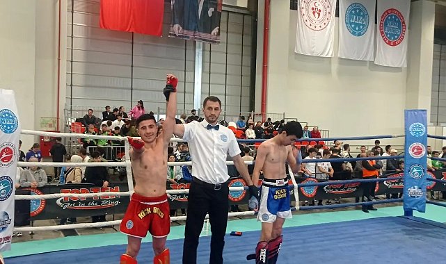 Tatvanlı sporculardan "Kickboks" başarısı