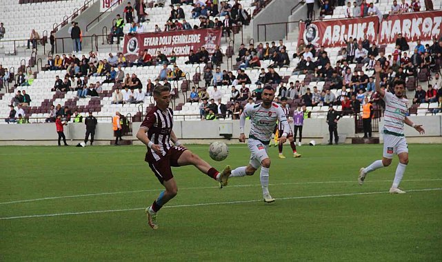 TFF 3. Lig: ES Elazığspor: 0 - Karşıyaka: 4