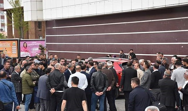 Türkiye'nin yerli ve milli aracı Togg Tatvanlılarla buluştu