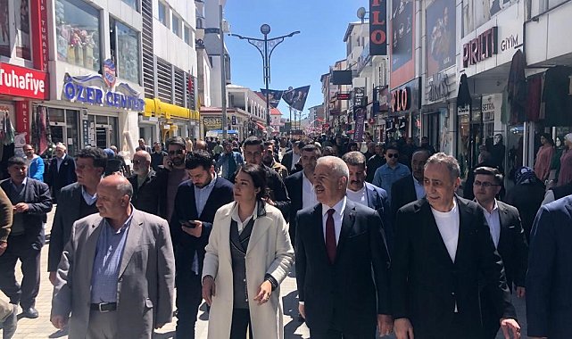 Kars Milletvekili Ahmet Arslan Ağrı'da vatandaşlarla buluştu