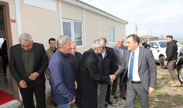 Vali Öksüz'ün köy ziyaretleri devam ediyor