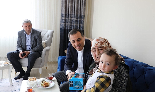 Vali Türker Öksüz,  şehit annesini ziyaret etti