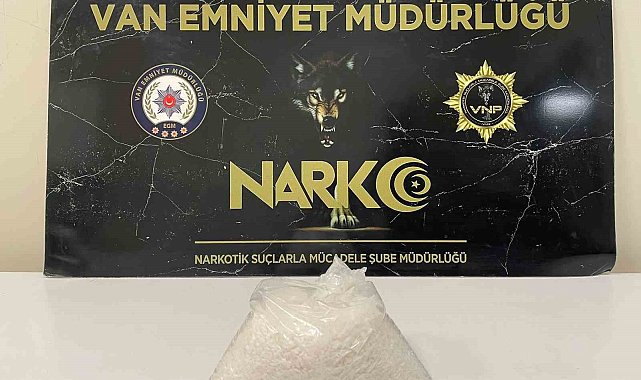 Van'da silah ve uyuşturucu ele geçirildi