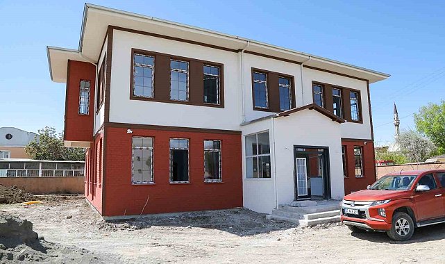 Van'ın 13 ilçesine bebek-çocuk kütüphanesi