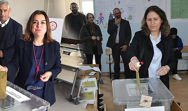 Yeşil Sol adayları oylarını kullandı