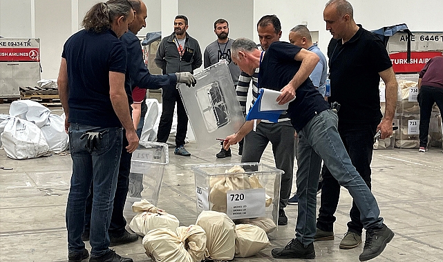 Yurt dışı oyları 5 kilitli çelik kapıyla korunuyor