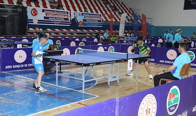 Ağrı masa tenisi müsabakalarına ev sahipliği yapıyor