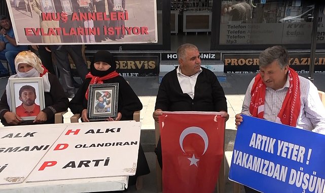 Ailelerin evlat nöbeti kararlılıkla devam ediyor