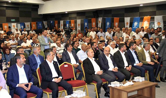 AK Parti Elazığ İl Başkanlığında bayramlaşma töreni