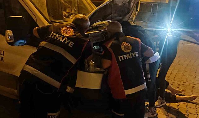 Aracın motoruna giren inatçı kedi yavrusu, tüm çabaya rağmen çıkmadı
