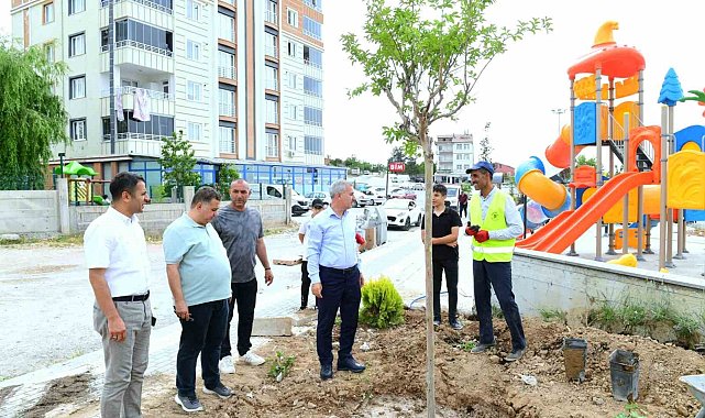 Başkan Çınar, yapımı süren yeni park alanını inceledi