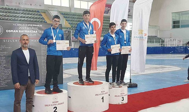 Buzun tozunu aldılar