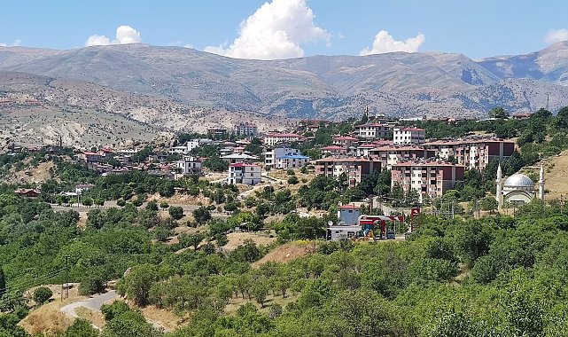 Çemişgezek, bayramla birlikte nüfusunu ikiye katladı