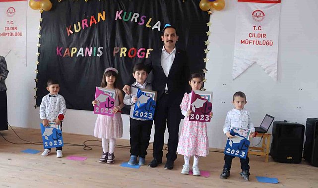 Çıldır Kuran Kursu öğrencilerinin karne sevinci