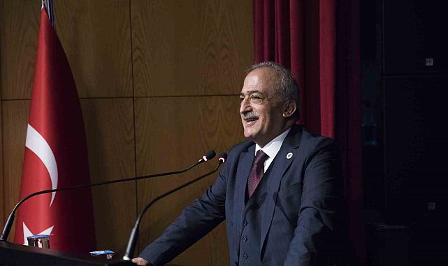 Çomaklı'dan Babalar Günü mesajı